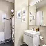 Downtown Ac Private Balcony Apartment Zurich